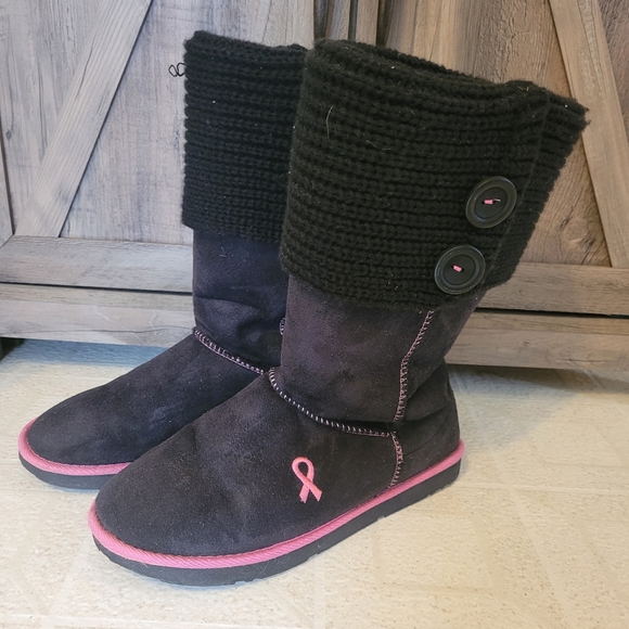 Womens Greater Good Cozy Boots - Picture 4 of 5